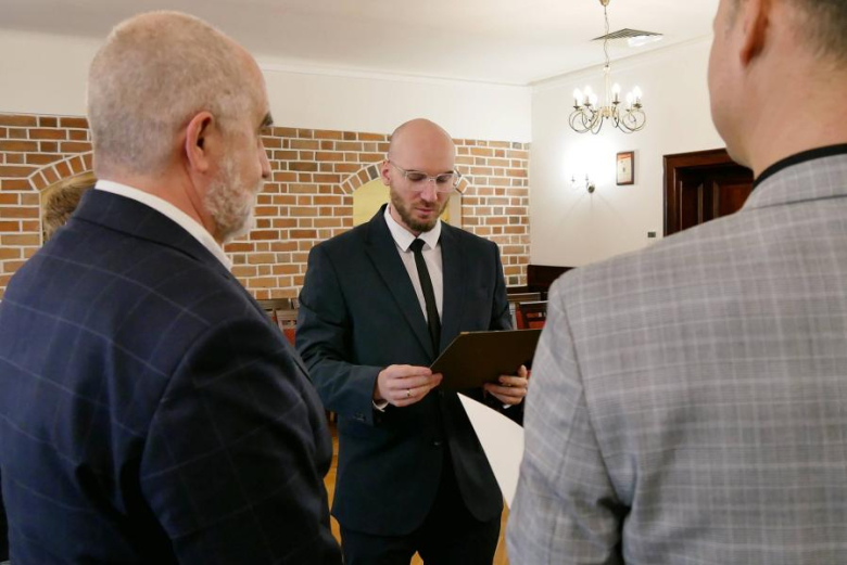 Awans zawodowy nauczycieli z gminnych placówek oświatowych