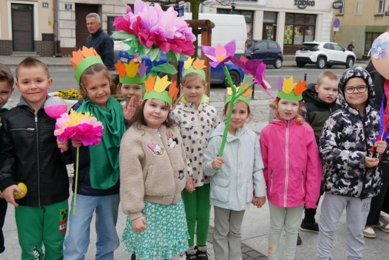 Powitanie wiosny na średzkim rynku