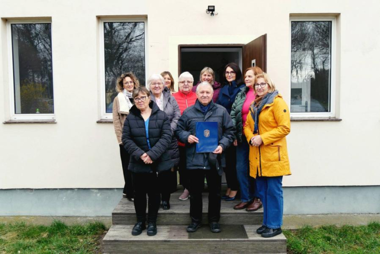 Podpisanie umowy użyczenia gminnego lokalu przeznaczonego na potrzeby szczepanowskich seniorów