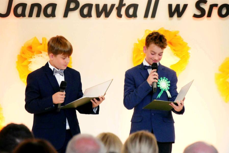 Wyjątkowa uroczystość odbyła się w Szkole Podstawowej nr 1 w Środzie Śląskiej
