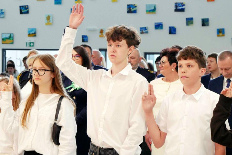 Wyjątkowa uroczystość odbyła się w Szkole Podstawowej nr 1 w Środzie Śląskiej