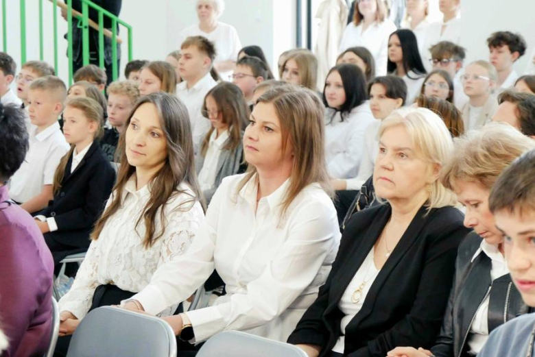 Wyjątkowa uroczystość odbyła się w Szkole Podstawowej nr 1 w Środzie Śląskiej