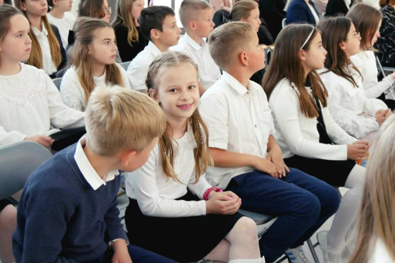 Wyjątkowa uroczystość odbyła się w Szkole Podstawowej nr 1 w Środzie Śląskiej