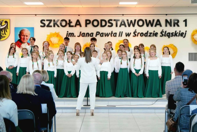 Wyjątkowa uroczystość odbyła się w Szkole Podstawowej nr 1 w Środzie Śląskiej