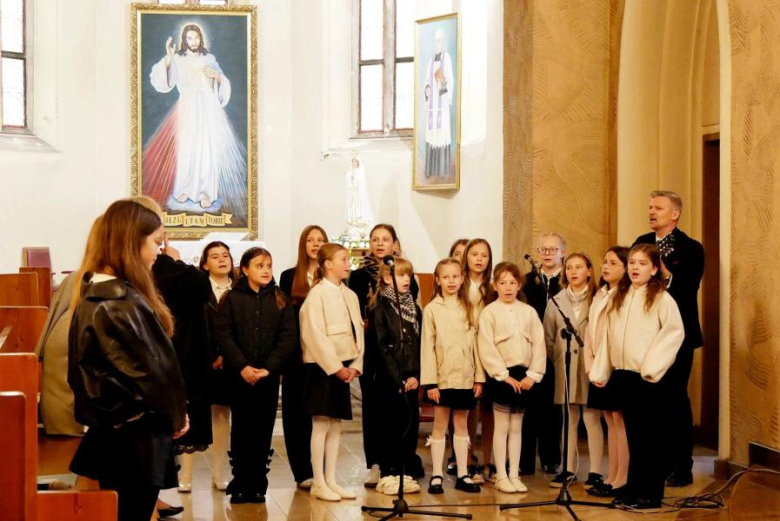 Wyjątkowa uroczystość odbyła się w Szkole Podstawowej nr 1 w Środzie Śląskiej