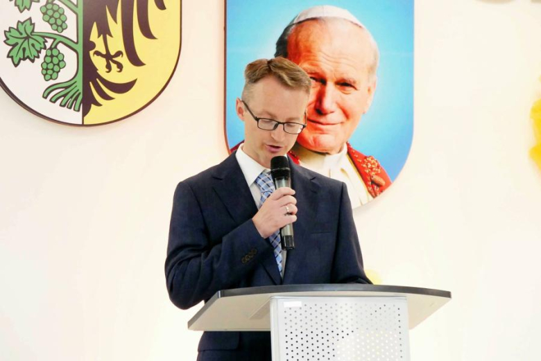 Wyjątkowa uroczystość odbyła się w Szkole Podstawowej nr 1 w Środzie Śląskiej