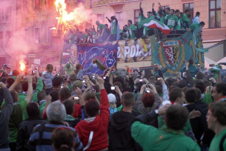 Feta na rynku w podzięce za mistrzostwo