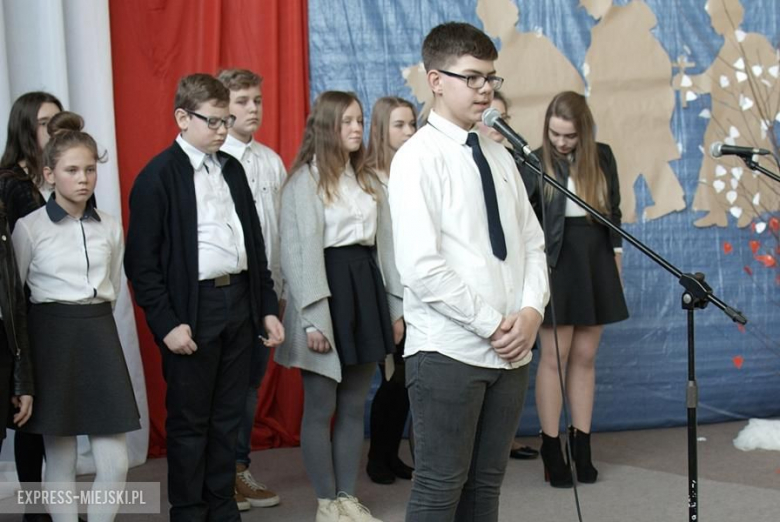 77. rocznica I Masowej Deportacji Polaków na Sybir - uroczystości szkolne