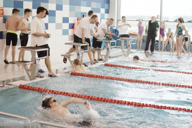 V Mistrzostwa Powiatu Średzkiego w pływaniu 