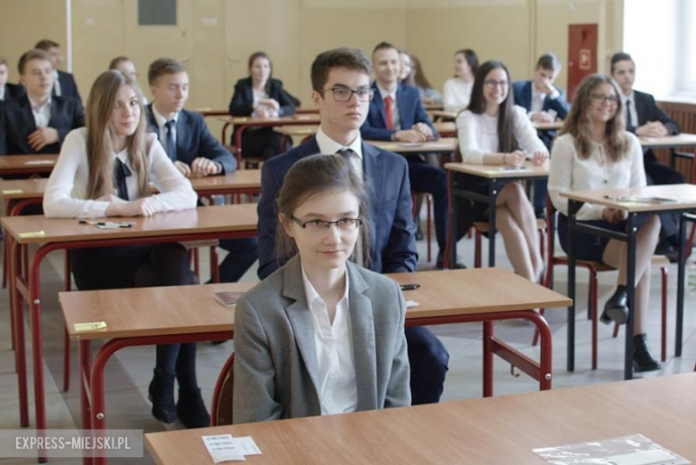 	Egzamin w gimnazjum im. Jana Pawła II w Środzie Śląskiej