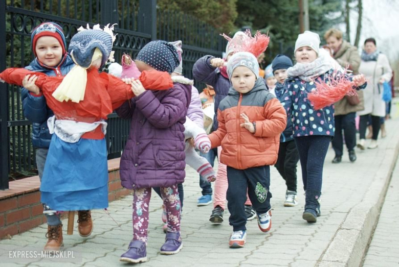 Pochód przedszkolaków w Środzie Śląskiej
