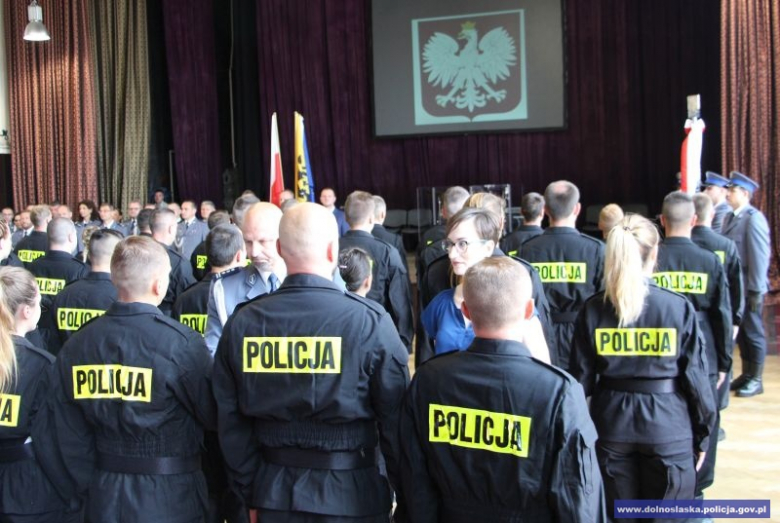 49 nowych policjantów złożyło ślubowanie
