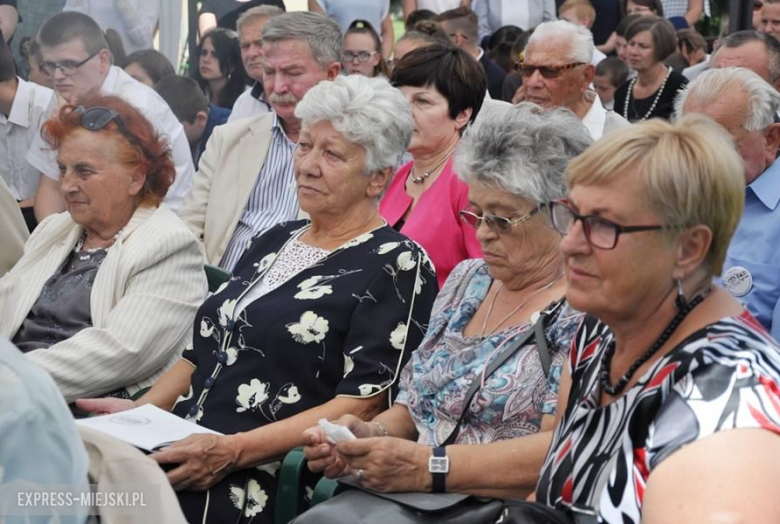 Uroczystości nadania imienia SOSw w Środzie Śląskiej