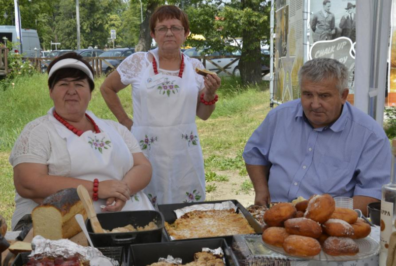 Festiwal Kół Gospodyń Wiejskich w Mazurowicach