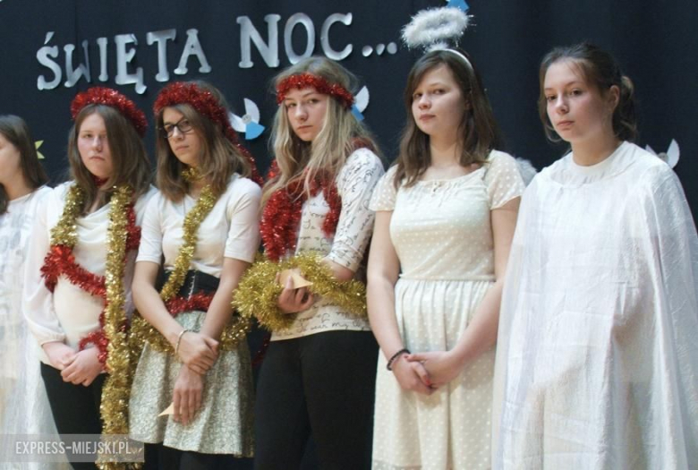 Jasełka w wykonaniu gimnazjalistów
