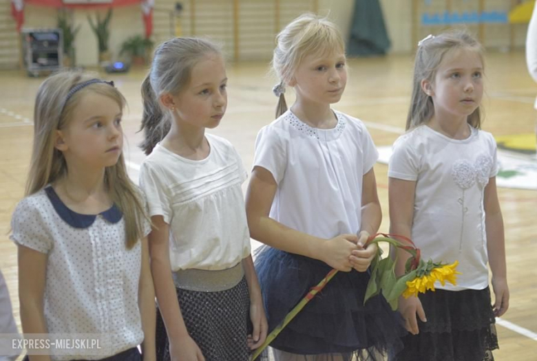 Zakończenie roku szkolnego w średzkiej podstawówce