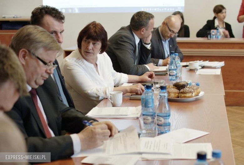 Sesja powiatowa w Środzie Śląskiej