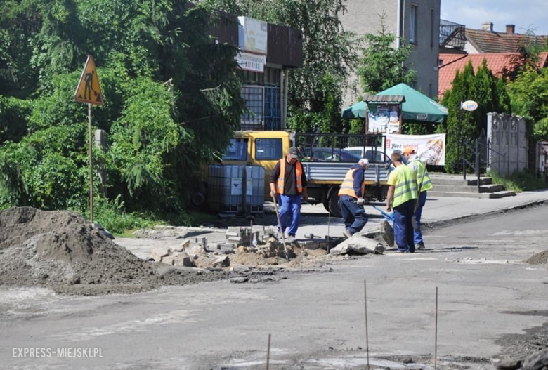 Przebudowa ulicy Wrocławskiej w Rakoszycach