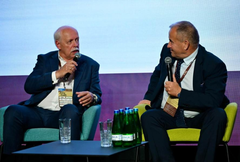 Burmistrz Miękini był jednym z prelegentów panelu dyskusyjnego
