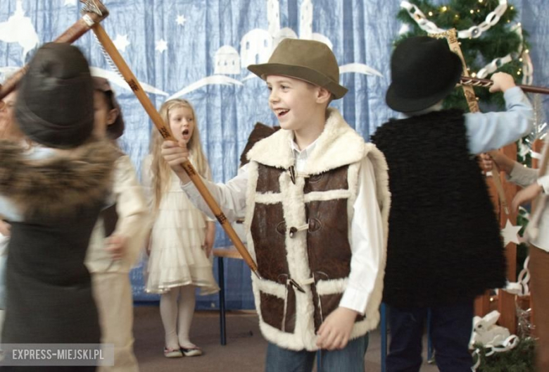 Przedszkolaki z Przedszkola "Pod Topolą" w Środzie Śląskiej