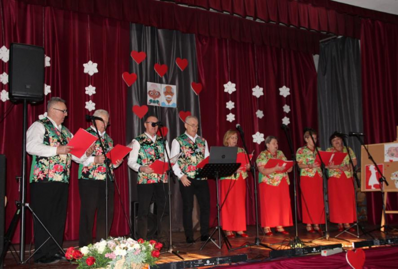 Dzień Babci i Dziadka w Gminnym Ośrodku Kultury w Kostomłotach