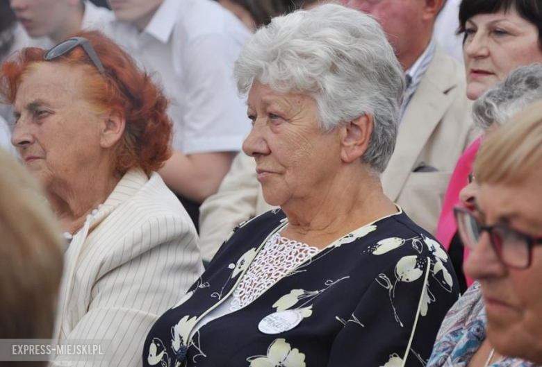 Uroczystości nadania imienia SOSw w Środzie Śląskiej