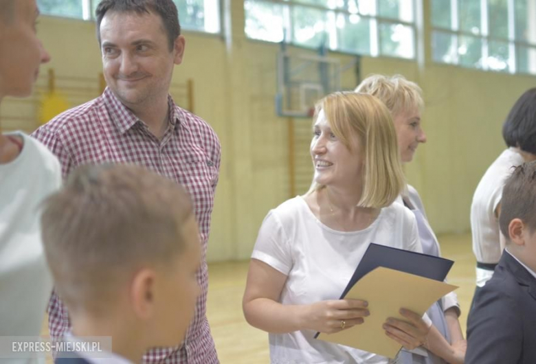 Zakończenie roku szkolnego w średzkiej podstawówce