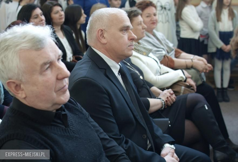 77. rocznica I Masowej Deportacji Polaków na Sybir - uroczystości szkolne