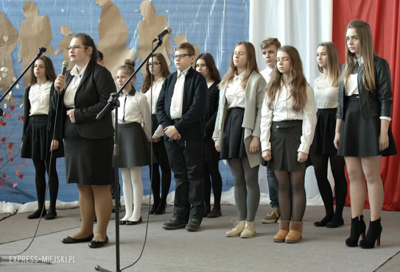 77. rocznica I Masowej Deportacji Polaków na Sybir - uroczystości szkolne