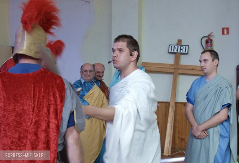 Męka Pańska w wykonaniu podopiecznych ŚDS