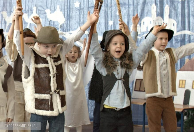 Przedszkolaki z Przedszkola "Pod Topolą" w Środzie Śląskiej