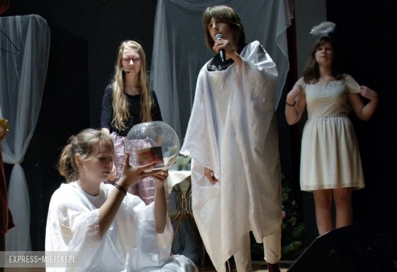 Jasełka w wykonaniu gimnazjalistów