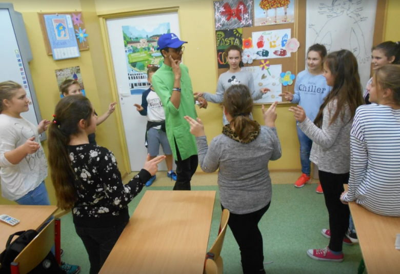 Spotkanie uczniów z wolontariuszem