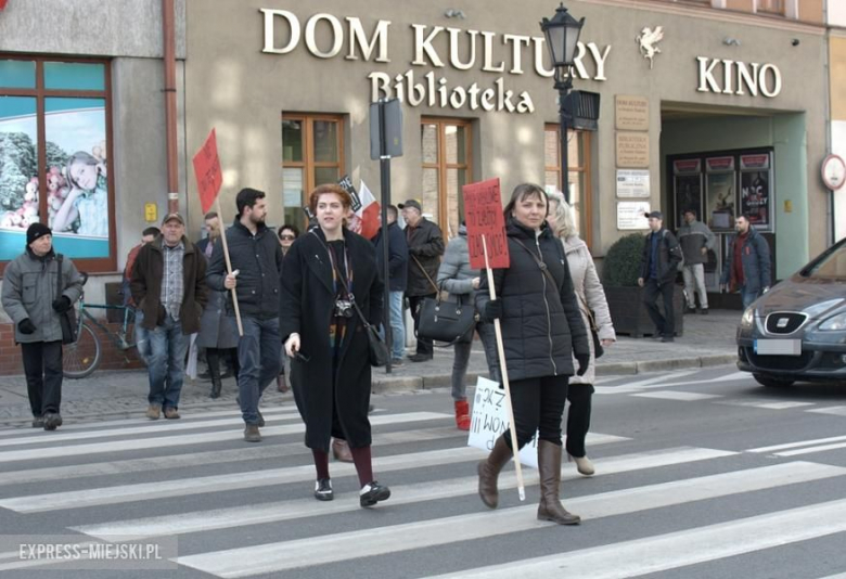 Protest na przejściu dla pieszych na DK94