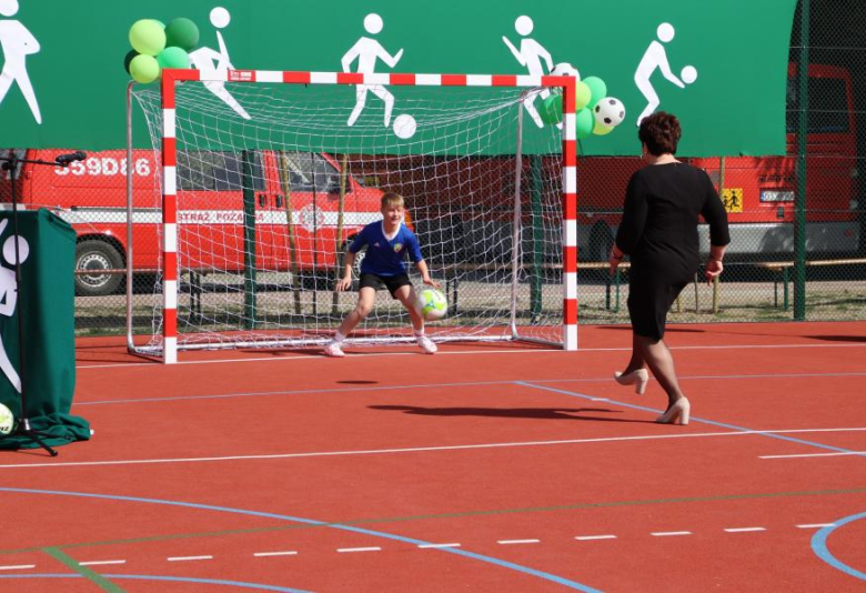 Otwarcie nowego boiska w Ujeździe Górnym