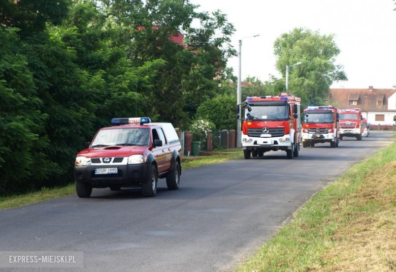 Ćwiczenia straż pożarnych w Ujeździe Górnym