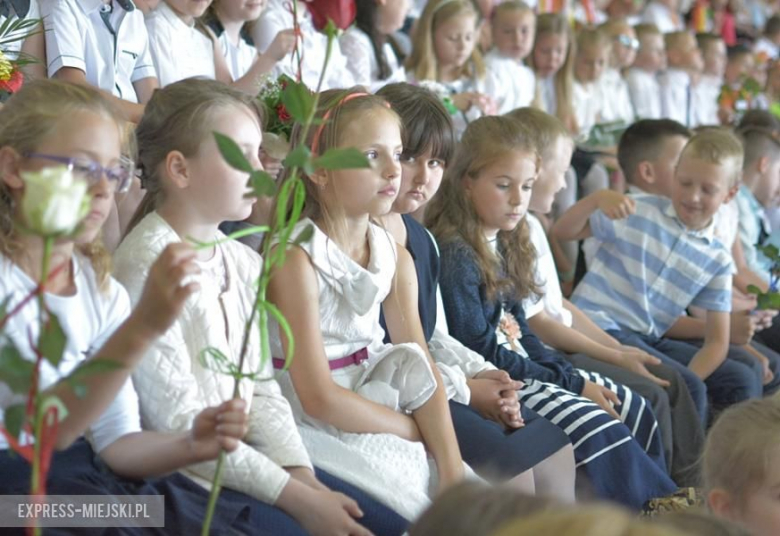 Zakończenie roku szkolnego w średzkiej podstawówce