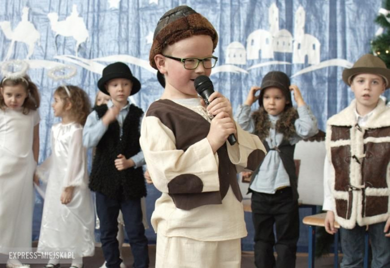 Przedszkolaki z Przedszkola "Pod Topolą" w Środzie Śląskiej