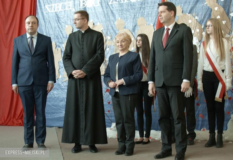 77. rocznica I Masowej Deportacji Polaków na Sybir - uroczystości szkolne