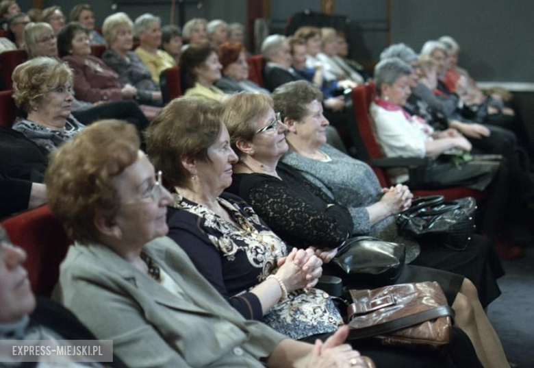 Koncert w Domu Kultury w Środzie Sląskiej