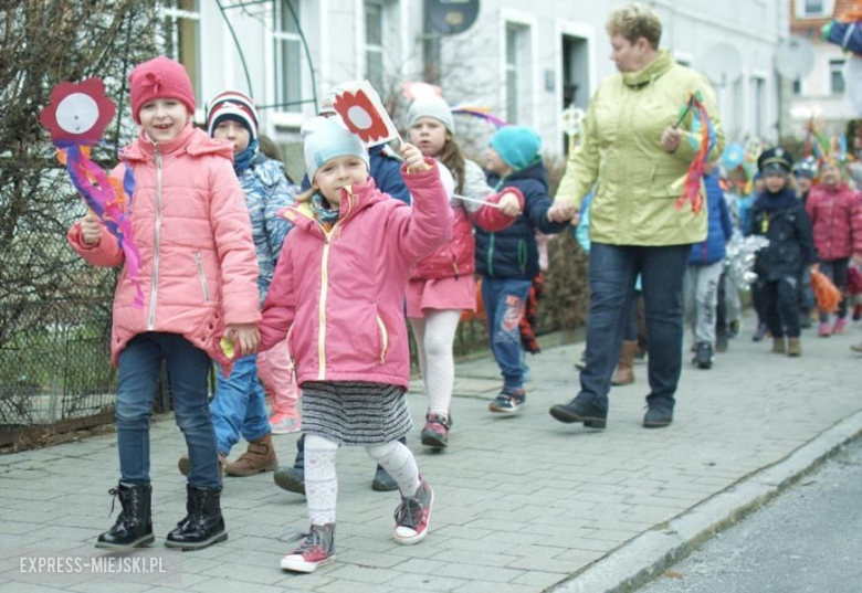 Pochód przedszkolaków w Środzie Śląskiej