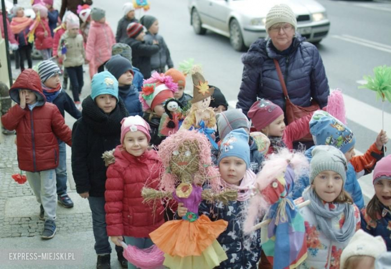 Pochód przedszkolaków w Środzie Śląskiej