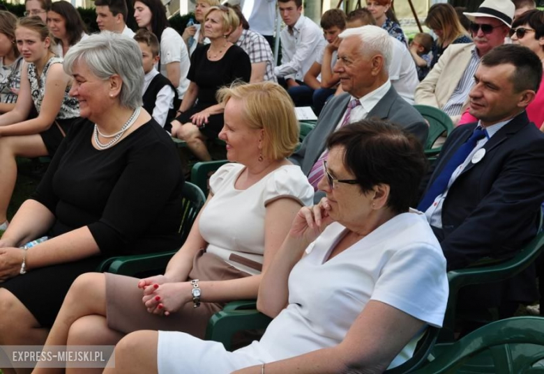 Uroczystości nadania imienia SOSw w Środzie Śląskiej