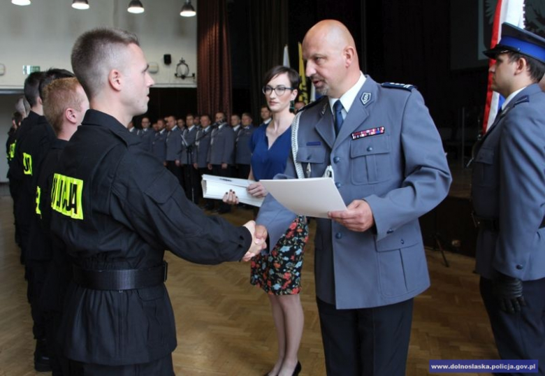 49 nowych policjantów złożyło ślubowanie