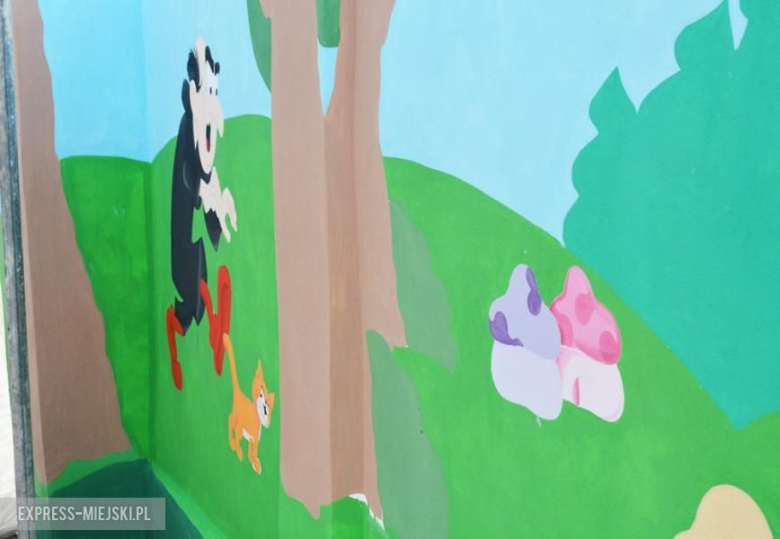 Bajkowy mural w Środzie Śląskiej