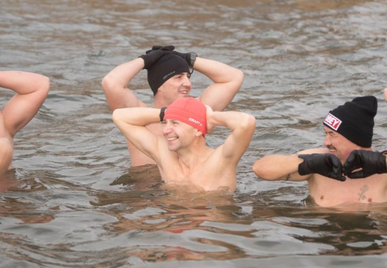 Morsowanie noworoczne na Kajakach