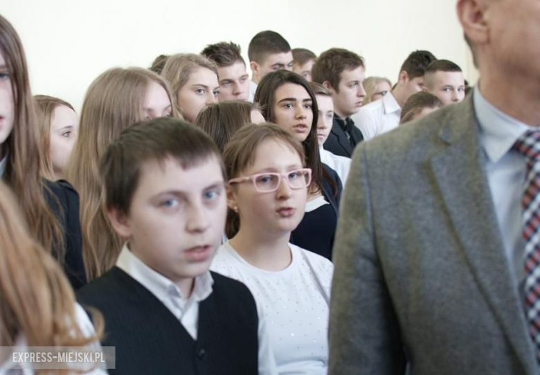 77. rocznica I Masowej Deportacji Polaków na Sybir - uroczystości szkolne