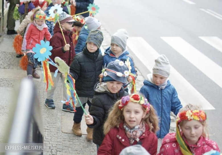 Pochód przedszkolaków w Środzie Śląskiej