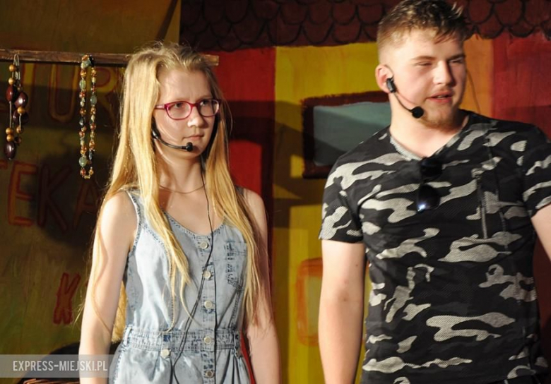 Przedstawienie teatralne w średzkim domu kultury