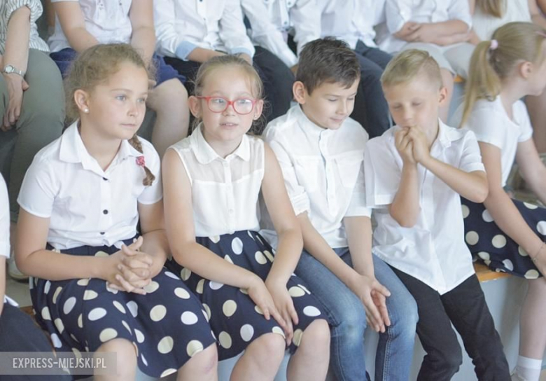 Zakończenie roku szkolnego w średzkiej podstawówce